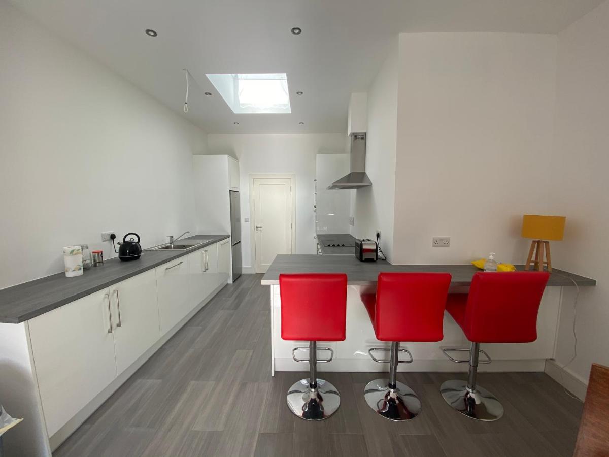Appartement Apt 4 - Silver Spruce à Killarney Extérieur photo